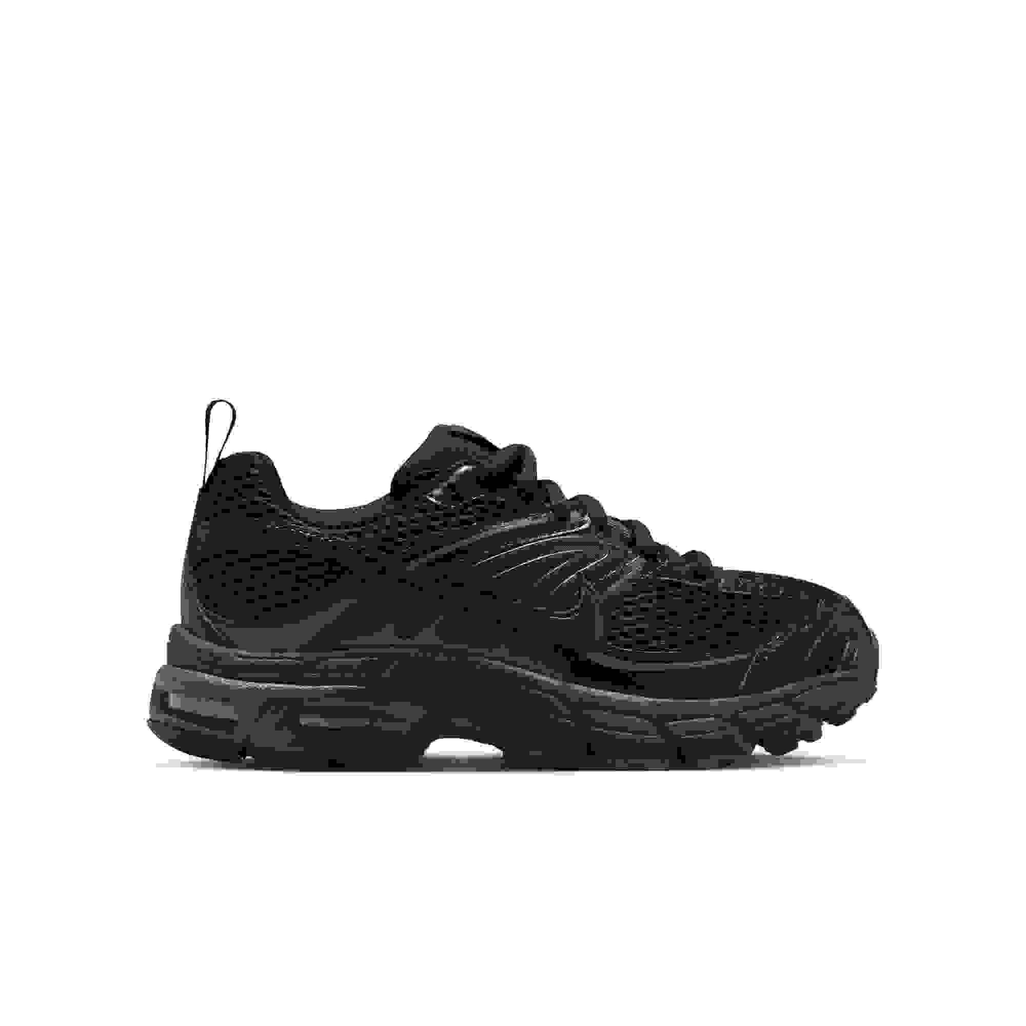 Nike Air Max Moto 2K Grade School Boys' "Black/Dk Smoke Grey/Mtlc Dark Grey" Shoe
